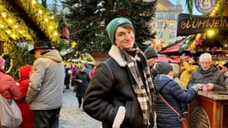 Alexander (23) Alexander (23)