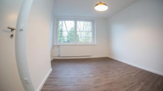 15 qm großes unmöbliertes WG--Zimmer zum 01.12. in Hamburg-Mitte