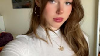 Rebecca (23)
