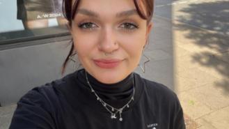 Esther (21)